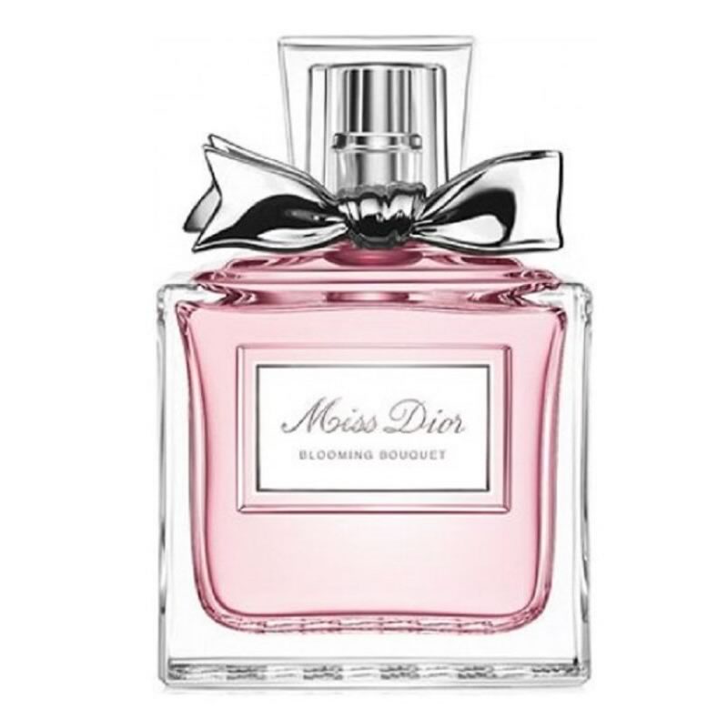 ديور ملكة جمال ديور باقة